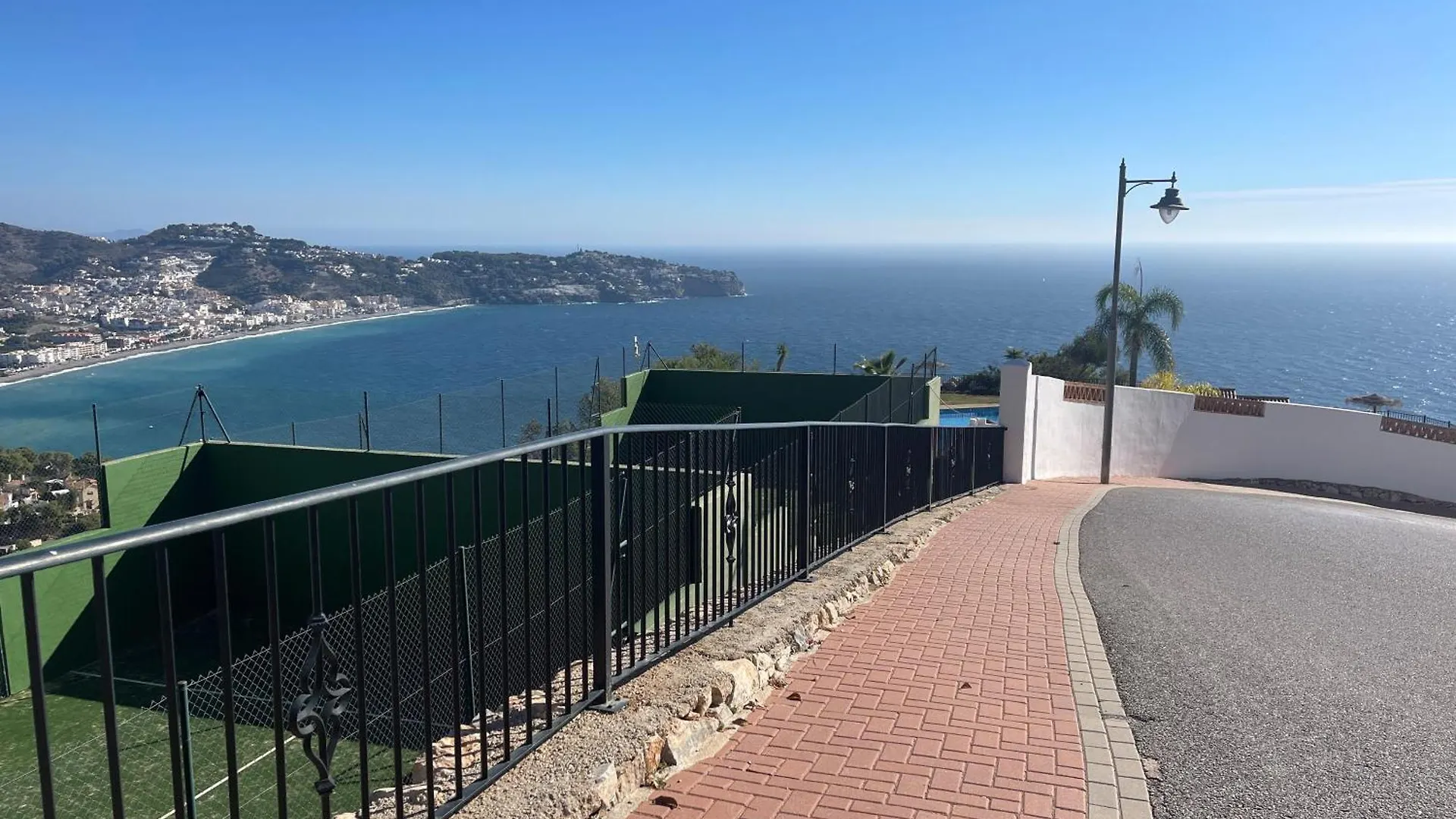 Al Alba Townhouse With Community Pool And Padel Βίλα La Herradura